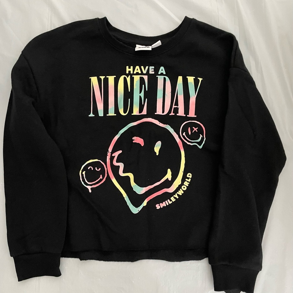 Girls Smiley World “Have A Nice Day” Sweatshirt Black Cropped Large(10-12) NWT